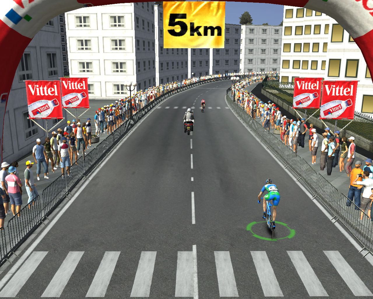 pcmdaily.com/images/mg/2015/Races/PCT/SanSebastian/Screenshot23prevarTriesToFollow.jpg