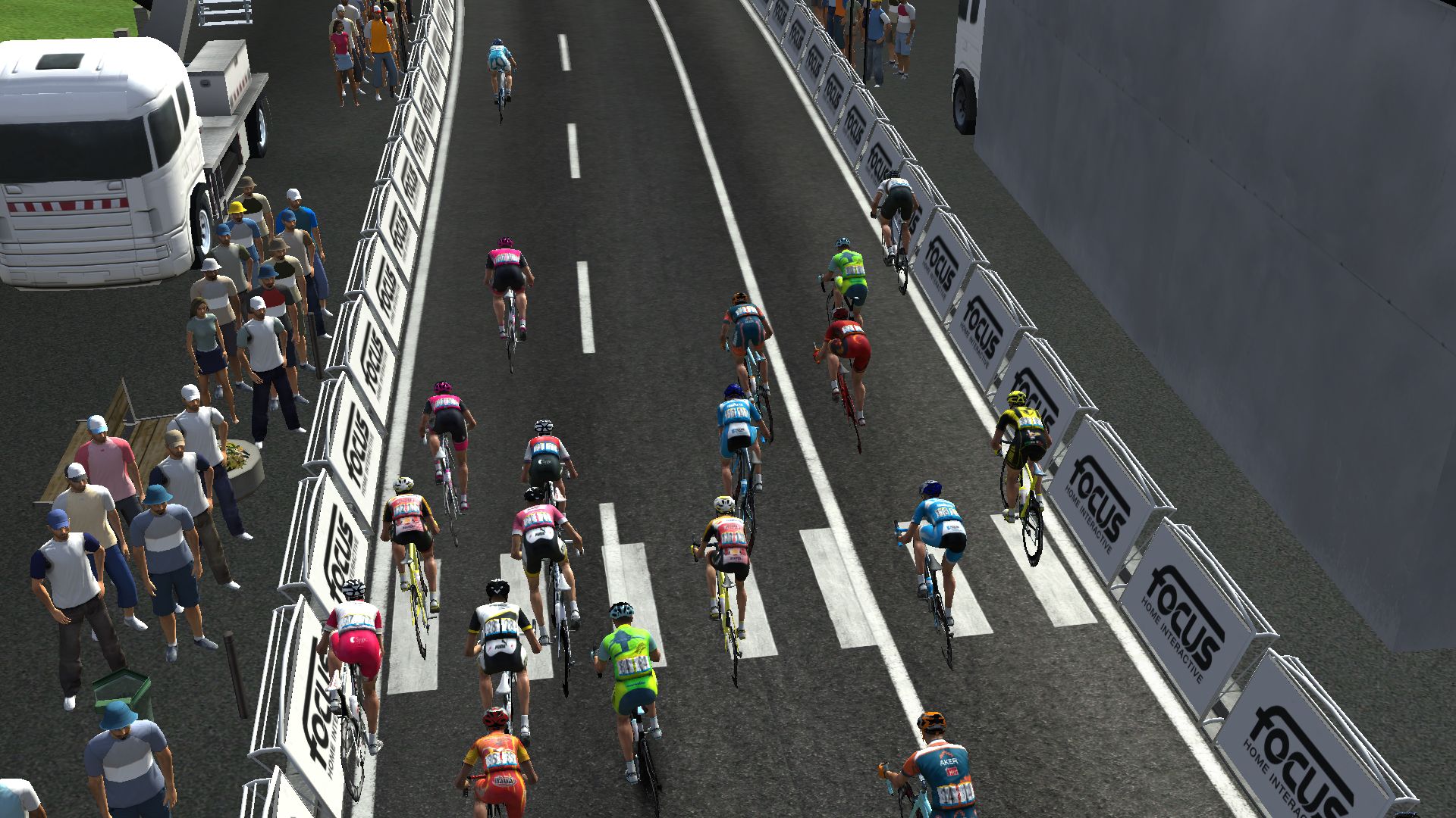 pcmdaily.com/images/mg/2019/Races/GTM/Giro/mg19_giro_02_PCM0465.jpg