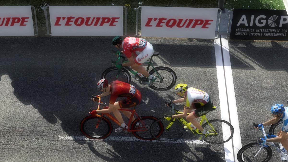 pcmdaily.com/images/mg/2019/Races/PT/Dauphine/S4/15.jpg