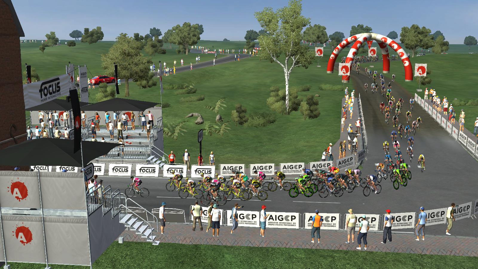 pcmdaily.com/images/mg/2019/Races/PTHC/Rheden/13.jpg