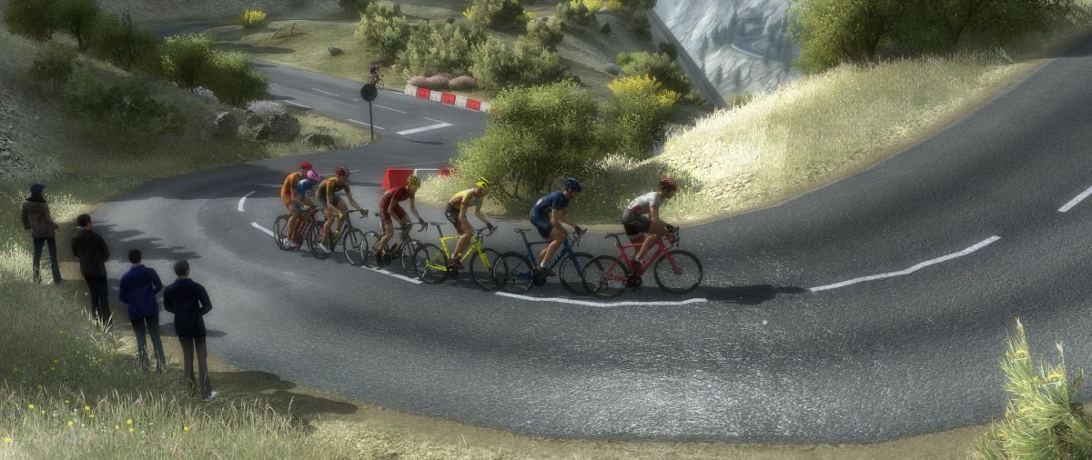 pcmdaily.com/images/mg/2025/Reports/GTM/Vuelta/S16/17.jpg