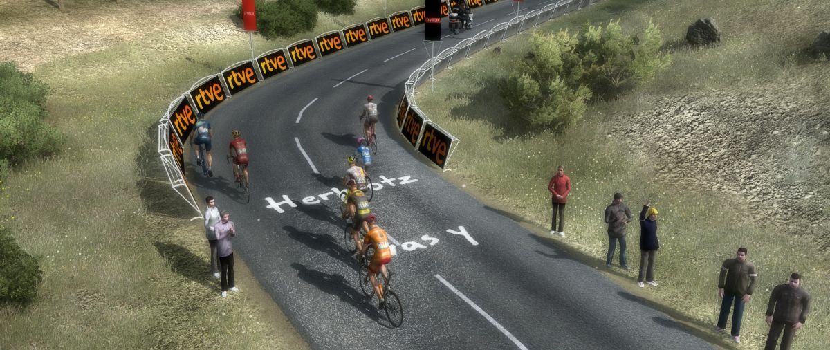 pcmdaily.com/images/mg/2025/Reports/GTM/Vuelta/S16/21.jpg