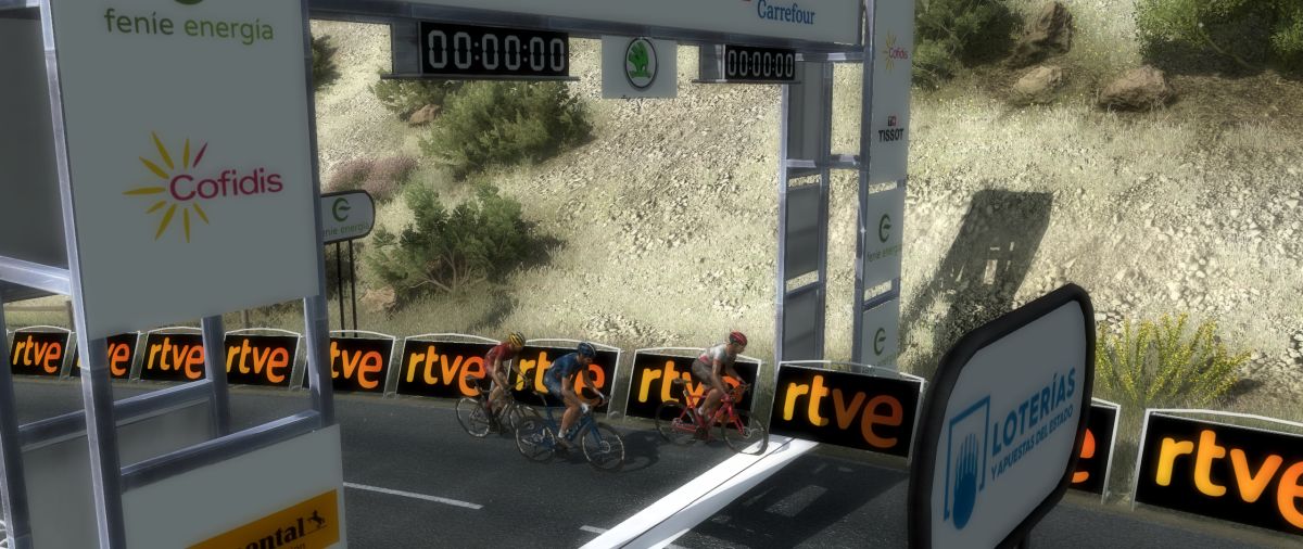 pcmdaily.com/images/mg/2025/Reports/GTM/Vuelta/S16/27.jpg
