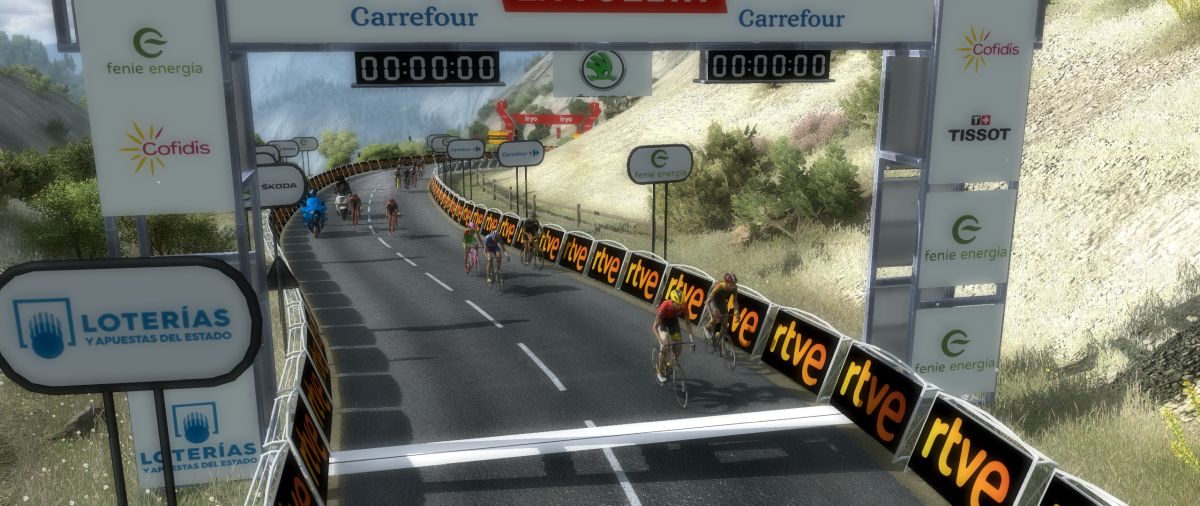 pcmdaily.com/images/mg/2025/Reports/GTM/Vuelta/S16/33.jpg
