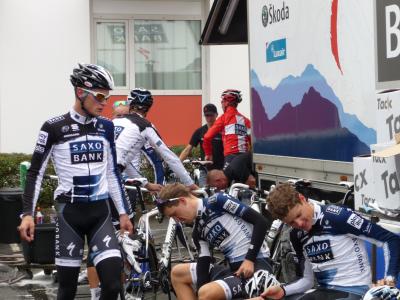 TDF Rest day: Synchronised Saxo Bank