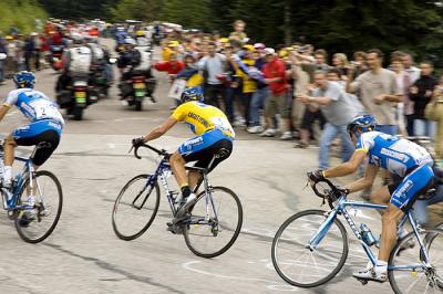 [TDF2005] Discovery controling the pack