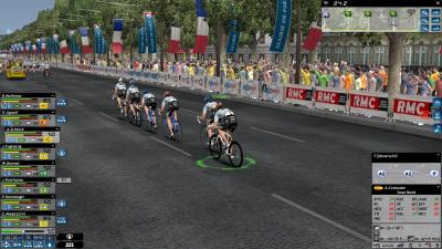 Contador falls on the Champs Elysées